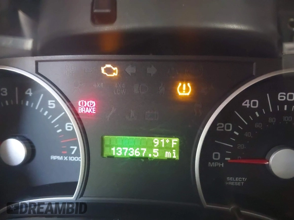 2010 Ford Explorer XLT с VIN 1FMEU7DE6AUA81150, выставлен на аукционе IAAI как лот 42612208 с пробегом 137 367 миль миль и . История ставок и продаж доступна на DreamBid. Изображение 7.