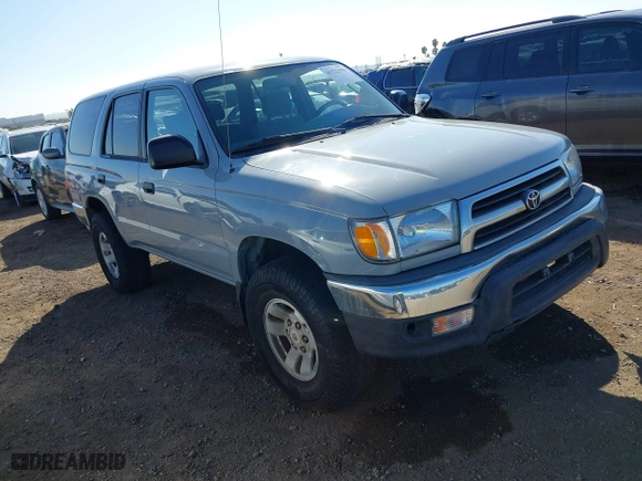 2000 Toyota 4Runner with VIN JT3GM84R1Y0057382, listed as a IAAI auction lot 41522906 with 193,938 mi miles. Bid and sale history available at carsss.com. Image 1.