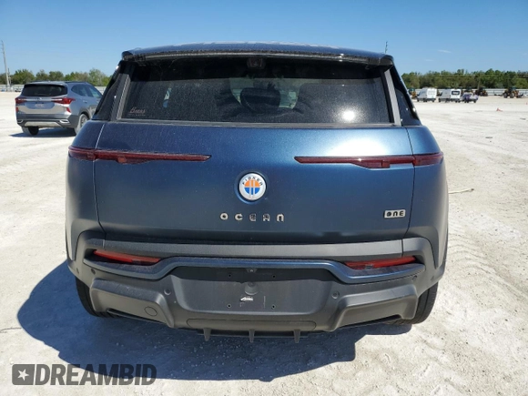 2023 Fisker Ocean One z VIN VCF1ZBU21PG004075, wystawiony jako Copart lot #48259195 z przebiegiem Nie podano mil oraz Nie do naprawy • Non repairable. Historia ofert i sprzedaży dostępna na DreamBid. Obrazek 6.
