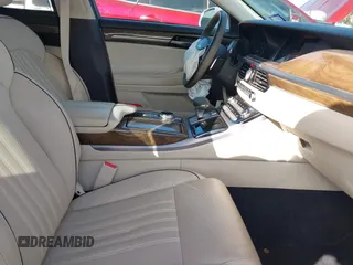 2019 Genesis G90 3.3T Premium with VIN KMHG34JA4KU053344, listed as a IAAI auction lot 41189899 with 15,663 mi miles. Bid and sale history available at carsss.com. Image 5.