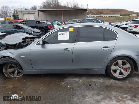2007 BMW 5 Series 525i with VIN WBANE53507CW61318, listed as a IAAI auction lot 41311943 with Not Provided miles and . Bid and sale history available at carsss.com. Image 15.