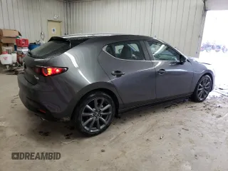 2021 Mazda Mazda3 Hatchback Select with VIN JM1BPAKL4M1310976, listed as a Copart auction lot 42404943 with 9,679 mi miles. Bid and sale history available at carsss.com. Image 3.
