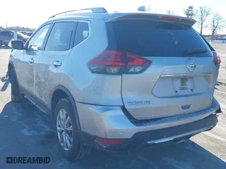 2020 Nissan Rogue SV with VIN JN8AT2MV8LW122088, listed as a IAAI auction lot 41404814 with 120,624 mi miles. Bid and sale history available at carsss.com. Image 3.