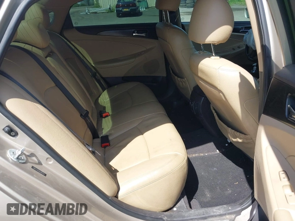 2012 Hyundai Sonata Limited z VIN 5NPEC4AC8CH324754, wystawiony jako IAAI lot #42398341 z przebiegiem 161 244 mil mil oraz . Historia ofert i sprzedaży dostępna na DreamBid. Obrazek 8.