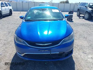 2015 Chrysler 200 Limited with VIN 1C3CCCAB4FN576017, listed as a IAAI auction lot 41820944 with 142,020 mi miles. Bid and sale history available at carsss.com. Image 13.