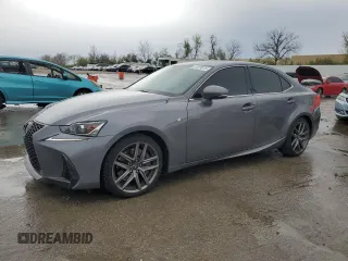 2017 Lexus IS 300 z VIN JTHCM1D21H5021648, wystawiony jako Copart lot #51673075 z przebiegiem 117 235 mil mil oraz Tytuł czysty. Historia ofert i sprzedaży dostępna na DreamBid. Obrazek 1.