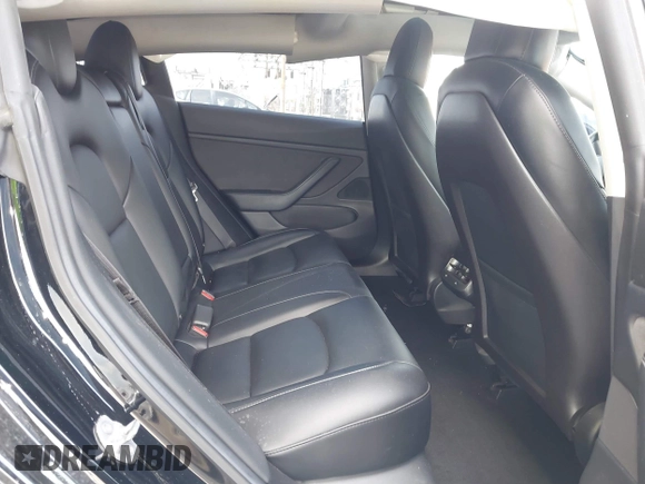 2019 Tesla Model 3 Mid Range with VIN 5YJ3E1EA1KF410297, listed as a IAAI auction lot 41841991 with 176,254 mi miles. Bid and sale history available at carsss.com. Image 8.