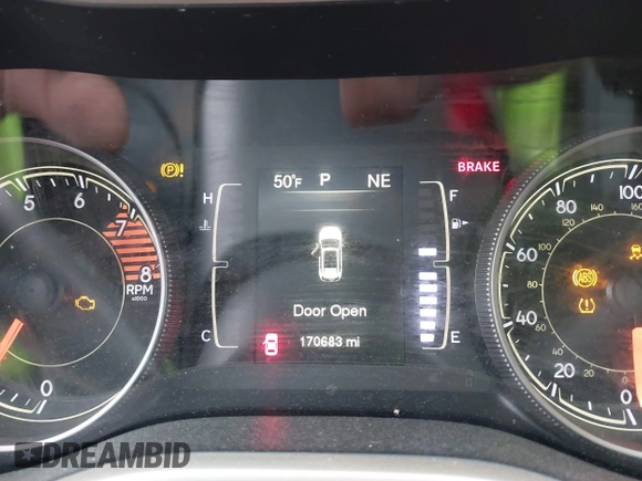 2017 Jeep Cherokee Sport with VIN 1C4PJMAS3HW520964, listed as a IAAI auction lot 42009259 with 170,683 mi miles. Bid and sale history available at carsss.com. Image 15.