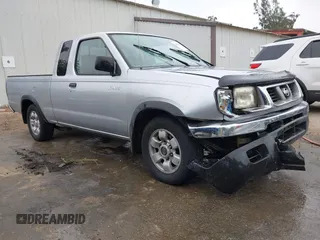 2000 Nissan Frontier XE z VIN 1N6DD26S3YC366567, wystawiony jako IAAI lot #42104187 z przebiegiem 98 223 mil mil oraz . Historia ofert i sprzedaży dostępna na DreamBid. Obrazek 1.