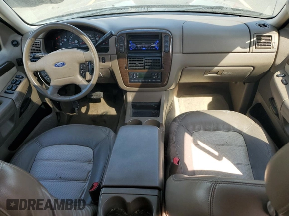 2004 Ford Explorer Eddie Bauer z VIN 1FMDU74EX4ZB29297, wystawiony jako Copart lot #62408465 z przebiegiem 198 818 mil mil oraz Szkoda całkowita • Salvage title. Historia ofert i sprzedaży dostępna na DreamBid. Obrazek 8.
