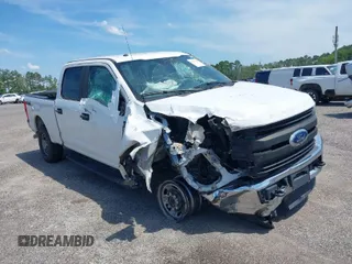 2019 Ford F-250 XL z VIN 1FT7W2B60KEF58902, wystawiony jako IAAI lot #39822729 z przebiegiem 188 321 mil mil oraz . Historia ofert i sprzedaży dostępna na DreamBid. Obrazek 1.