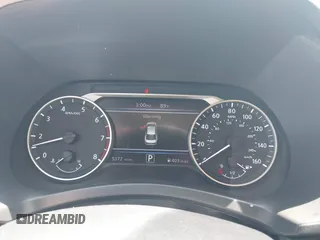 2025 Nissan Sentra SR z VIN 3N1AB8DV5SY305783, wystawiony jako IAAI lot #42480852 z przebiegiem 5 377 mil mil oraz . Historia ofert i sprzedaży dostępna na DreamBid. Obrazek 7.