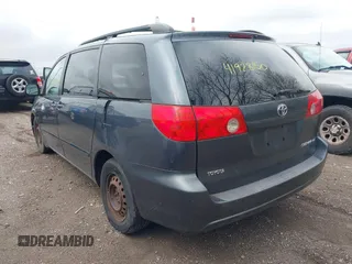 2008 Toyota Sienna CE with VIN 5TDZK23C68S162937, listed as a IAAI auction lot 41928150 with 148,469 mi miles. Bid and sale history available at carsss.com. Image 3.