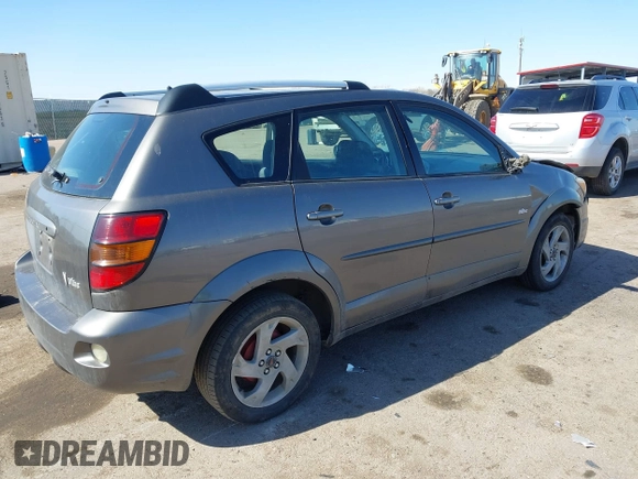 2005 Pontiac Vibe with VIN 5Y2SL63815Z464521, listed as a IAAI auction lot 41821708 with 290,636 mi miles. Bid and sale history available at carsss.com. Image 4.