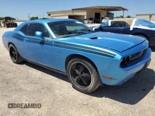 2010 Dodge Challenger R/T Classic z VIN 2B3CJ5DT3AH130736, wystawiony jako Copart lot #53947775 z przebiegiem 113 884 mil mil oraz Szkoda całkowita • Salvage title. Historia ofert i sprzedaży dostępna na DreamBid. Obrazek 4.