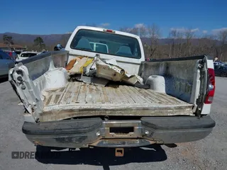 1999 Ford F-250 with VIN 1FTNF21S1XED81466, listed as a IAAI auction lot 41860355 with 96,142 mi miles and . Bid and sale history available at DreamBid. Image 15.