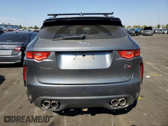 2019 Jaguar F-Pace SVR z VIN SADCZ2EE0KA607746, wystawiony jako Copart lot #74861764 z przebiegiem 40 900 mil mil oraz Szkoda całkowita • Salvage title. Historia ofert i sprzedaży dostępna na DreamBid. Obrazek 6.