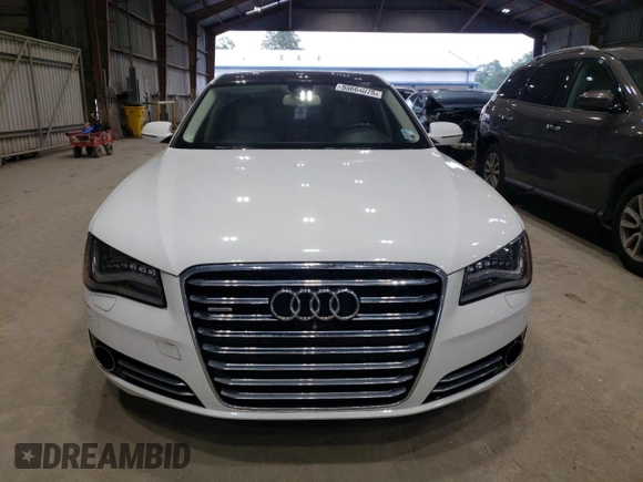 2014 Audi A8 4.0T with VIN WAUR2AFD1EN005555, listed as a Copart auction lot 55664075 with 170,188 mi miles and Salvage title. Bid and sale history available at DreamBid. Image 5.