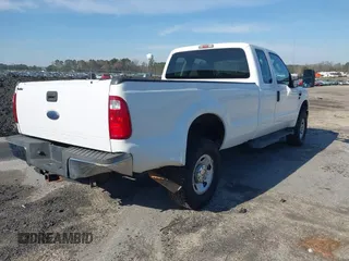 2008 Ford Super Duty F-250 SRW XL with VIN 1FTSX215X8EB47211, listed as a IAAI auction lot 41835753 with 274,515 mi miles. Bid and sale history available at carsss.com. Image 4.