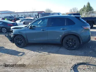 2024 Honda HR-V Sport z VIN 3CZRZ2H59RM757654, wystawiony jako IAAI lot #41992927 z przebiegiem 20 486 mil mil oraz . Historia ofert i sprzedaży dostępna na DreamBid. Obrazek 14.