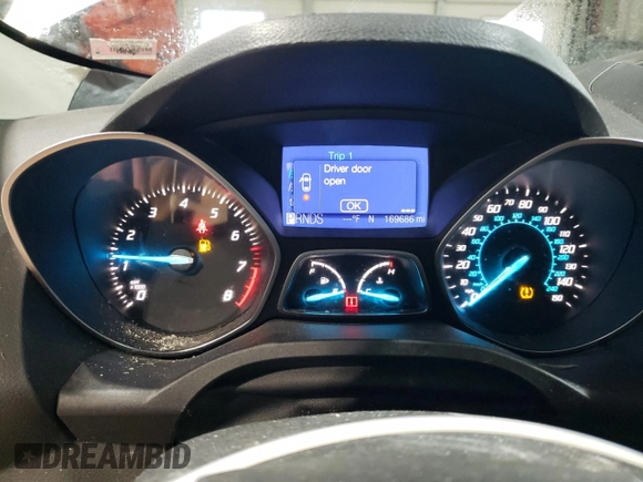 2013 Ford Escape SE with VIN 1FMCU9G98DUA13874, listed as a Copart auction lot 49039595 with 169,686 mi miles and Salvage Title. Bid and sale history available at DreamBid. Image 9.