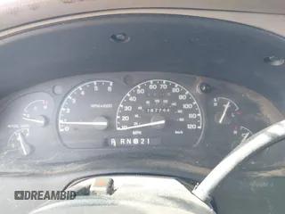 1998 Mercury Mountaineer z VIN 4M2ZU55PXWUJ48618, wystawiony jako IAAI lot #42525391 z przebiegiem 287 744 mil mil oraz . Historia ofert i sprzedaży dostępna na DreamBid. Obrazek 7.