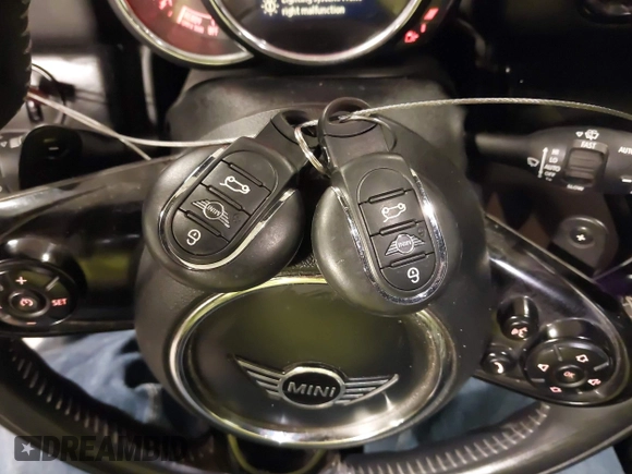 2019 MINI Countryman Cooper S с VIN WMZYT5C59K3G91029, выставлен на аукционе IAAI как лот 42039745 с пробегом 128 365 миль миль и . История ставок и продаж доступна на DreamBid. Изображение 11.