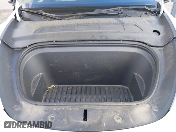 2022 Tesla Model Y Performance with VIN 7SAYGDEF1NF559572, listed as a IAAI auction lot 41516070 with 43,240 mi miles and . Bid and sale history available at DreamBid. Image 10.