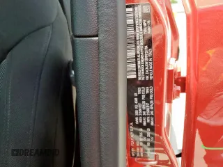 2023 Jeep Renegade Latitude z VIN ZACNJDB13PPP38764, wystawiony jako Copart lot #61810765 z przebiegiem 23 093 mil mil oraz Czysty tytuł • Clean title. Historia ofert i sprzedaży dostępna na DreamBid. Obrazek 13.