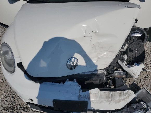 2012 Volkswagen Beetle 2.0T Turbo w/Sun/Sound PZEV with VIN 3VWVA7AT9CM612734, listed as a Copart auction lot 69196224 with 0 mi miles and Salvage Title. Bid and sale history available at carsss.com. Image 11.