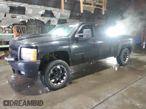 2012 Chevrolet Silverado 1500 LT with VIN 1GCRKSE76CZ106293, listed as a Copart auction lot 47246805 with 239,082 mi miles and Non Repairable. Bid and sale history available at DreamBid. Image 1.