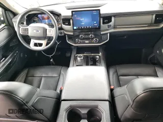 2022 Ford Expedition XLT with VIN 1FMJU1HT0NEA67698, listed as a Copart auction lot 54752634 with 21,827 mi miles and Clean Title. Bid and sale history available at carsss.com. Image 8.