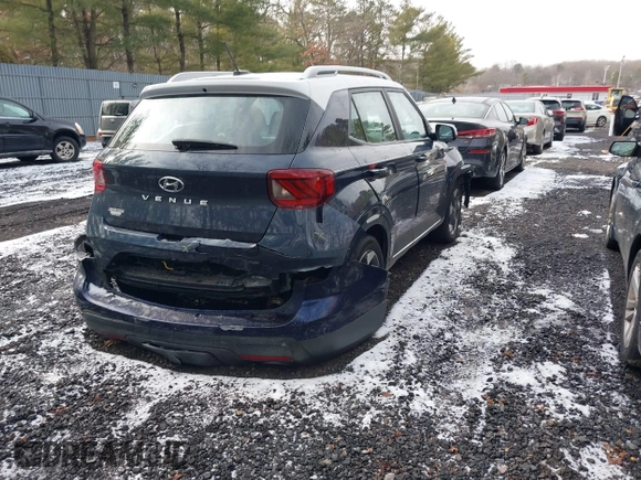 2024 Hyundai Venue SEL with VIN KMHRC8A39RU285918, listed as a IAAI auction lot 41480084 with 4,824 mi miles and . Bid and sale history available at DreamBid. Image 4.