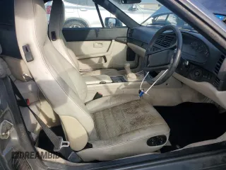 1991 Porsche 944 z VIN WP0ZZZ94ZLN431804, wystawiony jako Copart lot #73870554 z przebiegiem 131 475 mil mil oraz Szkoda całkowita • Salvage title. Historia ofert i sprzedaży dostępna na DreamBid. Obrazek 7.