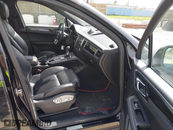 2018 Porsche Macan with VIN WP1AA2A54JLB08529, listed as a IAAI auction lot 42112829 with 90,596 mi miles and . Bid and sale history available at DreamBid. Image 5.