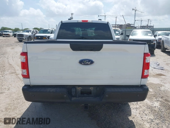 2022 Ford F-150 XL with VIN 1FTFX1E55NKD43897, listed as a IAAI auction lot 42512714 with 55,078 mi miles and . Bid and sale history available at DreamBid. Image 16.