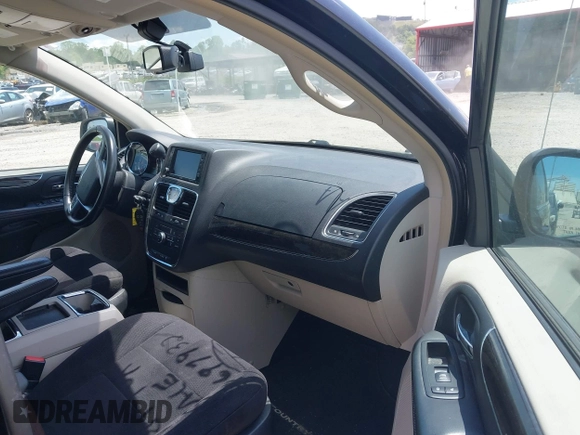 2011 Chrysler Town & Country Touring with VIN 2A4RR5DG7BR697932, listed as a IAAI auction lot 42231254 with 151,866 mi miles and . Bid and sale history available at DreamBid. Image 5.