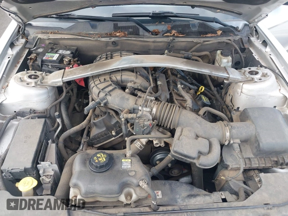 2011 Ford Mustang V6 with VIN 1ZVBP8EM8B5118122, listed as a IAAI auction lot 42644272 with 171,930 mi miles and . Bid and sale history available at DreamBid. Image 10.