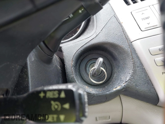 2005 Lexus RX 330 with VIN 2T2HA31U75C050017, listed as a IAAI auction lot 41767246 with 221,659 mi miles. Bid and sale history available at carsss.com. Image 11.
