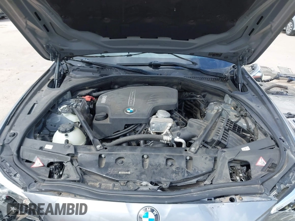 2014 BMW 5 Series 528i with VIN WBA5A5C52ED500696, listed as a IAAI auction lot 41708462 with 121,592 mi miles. Bid and sale history available at carsss.com. Image 10.