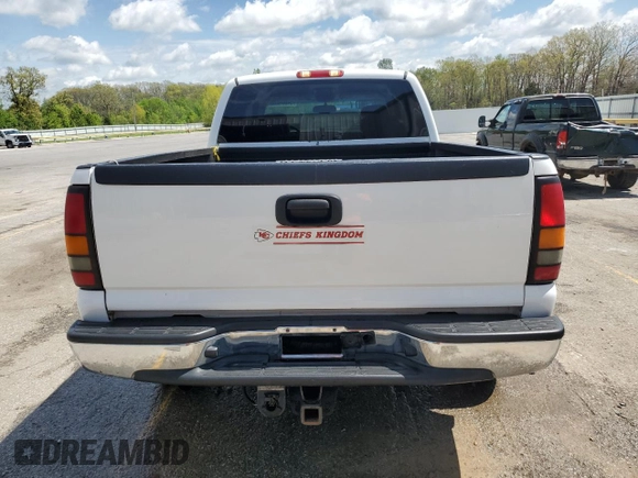 2004 GMC Sierra 1500 SLE z VIN 2GTEK19T541312151, wystawiony jako Copart lot #54664225 z przebiegiem 169 381 mil mil oraz Szkoda całkowita • Salvage title. Historia ofert i sprzedaży dostępna na DreamBid. Obrazek 6.