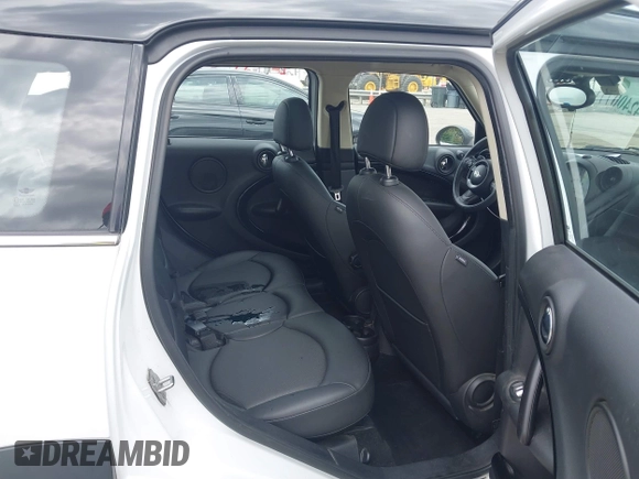 2014 MINI Countryman S z VIN WMWZC5C57EWP38396, wystawiony jako IAAI lot #42400771 z przebiegiem 147 302 mil mil oraz . Historia ofert i sprzedaży dostępna na DreamBid. Obrazek 8.