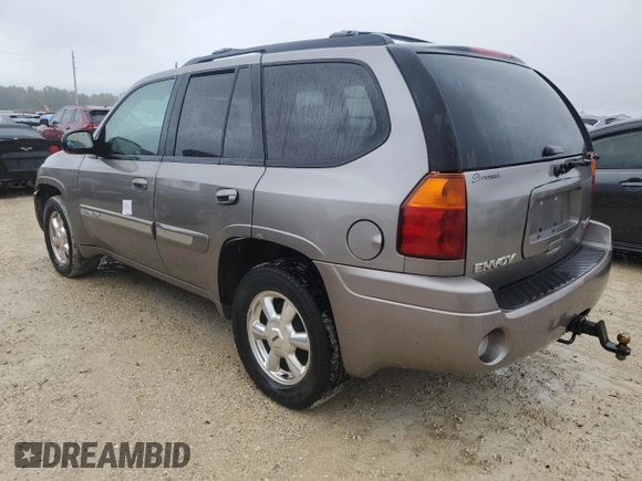 2005 GMC Envoy SLT with VIN 1GKDT13S452307702, listed as a Copart auction lot 74204644 with 0 mi miles and Salvage Title. Bid and sale history available at carsss.com. Image 2.