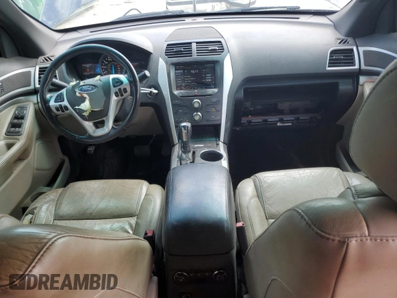 2014 Ford Explorer XLT with VIN 1FM5K7D8XEGB15949, listed as a Copart auction lot 55047035 with 191,151 mi miles and Salvage Title. Bid and sale history available at DreamBid. Image 8.