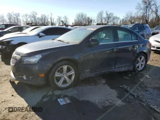 2014 Chevrolet Cruze 2LT z VIN 1G1PE5SB0E7234836, wystawiony jako Copart lot #42412765 z przebiegiem 93 983 mil mil oraz Czysty tytuł • Clean title. Historia ofert i sprzedaży dostępna na DreamBid. Obrazek 1.