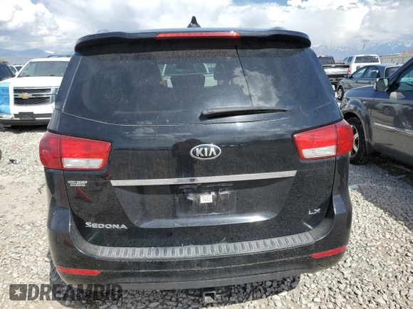 2015 Kia Sedona LX with VIN KNDMB5C18F6059039, listed as a Copart auction lot 54452725 with 153,872 mi miles and Clean Title. Bid and sale history available at carsss.com. Image 6.
