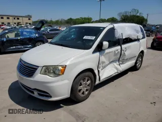 2013 Chrysler Town & Country Touring z VIN 2C4RC1BG5DR583952, wystawiony jako Copart lot #52457565 z przebiegiem 183 573 mil mil oraz Szkoda całkowita • Salvage title. Historia ofert i sprzedaży dostępna na DreamBid. Obrazek 1.