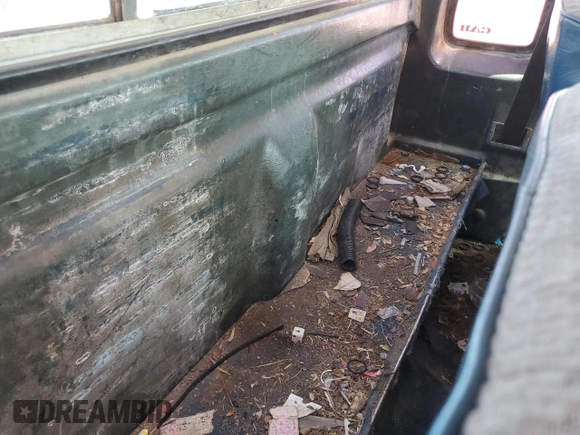 1986 Toyota Pickup с VIN JT4RN70D2G0018661, выставлен на аукционе Copart как лот 52309025 с пробегом 621 023 миль миль и Списание • Salvage title. История ставок и продаж доступна на DreamBid. Изображение 10.