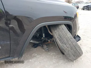 2019 Jeep Grand Cherokee Limited X with VIN 1C4RJFBG3KC637211, listed as a IAAI auction lot 40964270 with 41,611 mi miles and . Bid and sale history available at DreamBid. Image 6.