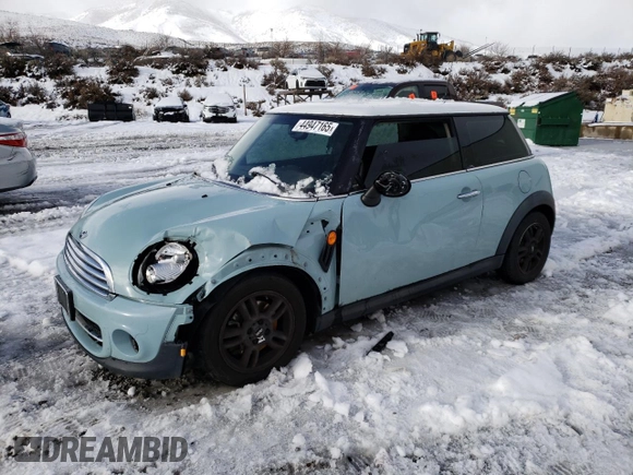 2013 MINI Cooper Hardtop with VIN WMWSU3C59DT685932, listed as a Copart auction lot 44947165 with 134,350 mi miles and Salvage Title. Bid and sale history available at carsss.com. Image 1.